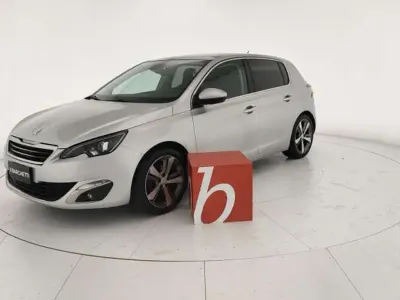 Usata Peugeot 308 Allure 131 CV (96 kW) 2017 Argento Utilitaria