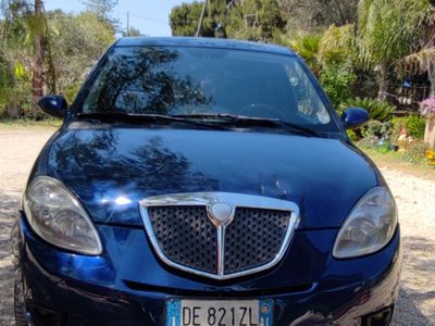 usata Lancia Ypsilon GPL