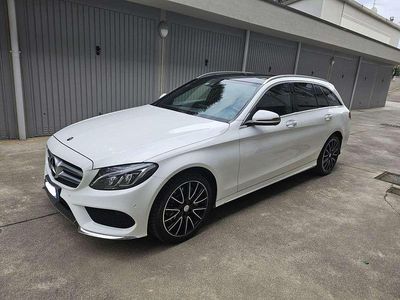 Usata Mercedes C220 AMG line 170 CV (125 kW) 2018 Bianco Station wagon