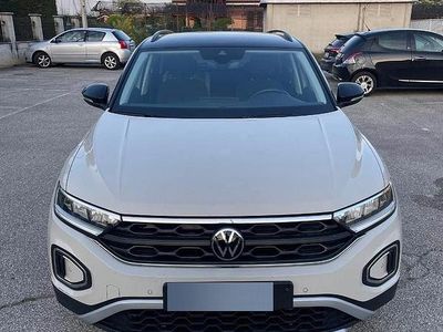 Usata VW T-Roc 110 CV (80 kW) 2022 Bianco SUV