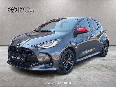 Usata Toyota Yaris Hybrid 116 CV (85 kW) 2022 Grigio Berlina