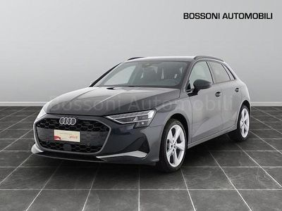 Usata Audi A3 Advanced Plus 116 CV (85 kW) 2024 Grigio manhattan metallizzato Berlina