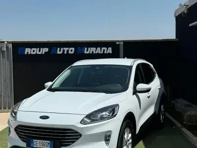 Gebraucht Ford Kuga Titanium 120 PS (88 kW) 2021 Weiß SUV