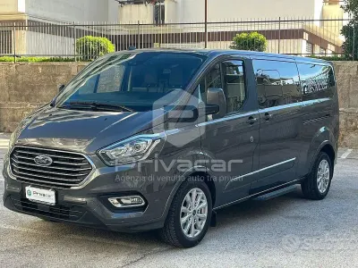 Usata Ford Tourneo 131 CV (96 kW) 2021 Grigio Monovolume