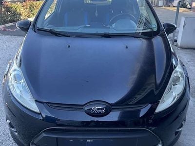 Usata Ford Fiesta Ghia 90 CV (66 kW) 2010 Nero Berlina