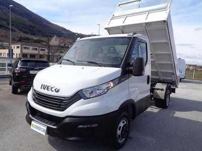 Usata Iveco Daily 136 CV (100 kW) 2022 Bianco Furgone