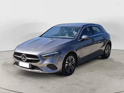 Usata Mercedes A180 Advanced 136 CV (100 kW) 2023 Grigio Utilitaria