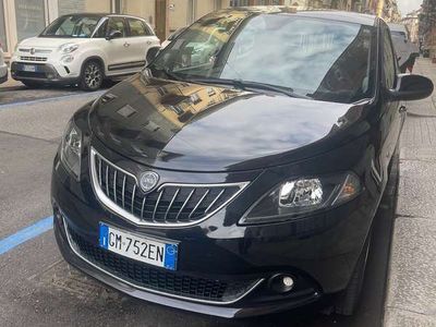 usata Lancia Ypsilon 1.0 firefly hybrid Gold s&s 70cv