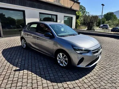 Usata Opel Corsa Elegance 75 CV (55 kW) 2021 Argento Utilitaria