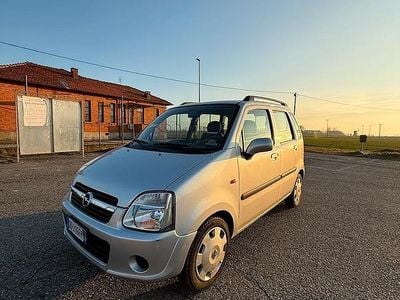 Usata Opel Agila 60 CV (44 kW) 2006 Grigio Monovolume
