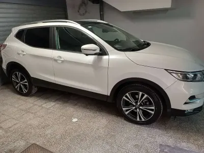 Usata Nissan Qashqai N-Connecta 116 CV (85 kW) 2021 Bianco SUV