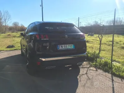 Usata Peugeot 3008 120 CV (88 kW) 2018 Nero SUV