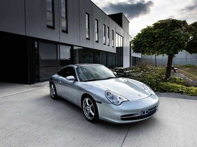 Porsche 911 Carrera