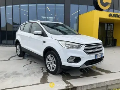 Usata Ford Kuga S 120 CV (88 kW) 2017 Bianco SUV
