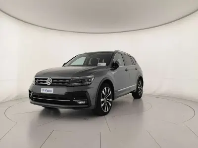 Usata VW Tiguan Allspace Advance 150 CV (110 kW) 2019 Grigio platino metallizzato SUV