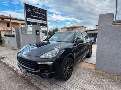 Usata Porsche Cayenne 250 CV (183 kW) 2015 Nero SUV