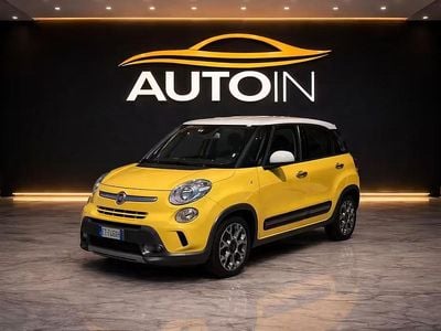 Begagnad Fiat 500L Trekking 119 HK (87 kW) 2013 Gul Minibuss