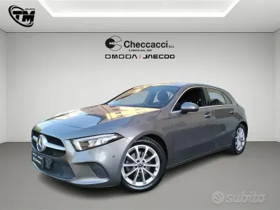 Usata Mercedes A180 Business 136 CV (100 kW) 2019 Grigio Berlina