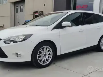 Usata Ford Focus Business Edition 116 CV (85 kW) 2012 Bianco Station wagon