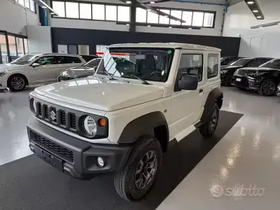 Nouvelle Suzuki Jimny 102 ch (75 kW) 2026 Blanc SUV