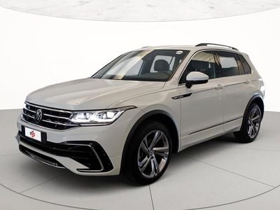 Usata VW Tiguan R-line 150 CV (110 kW) 2022 Pure white SUV