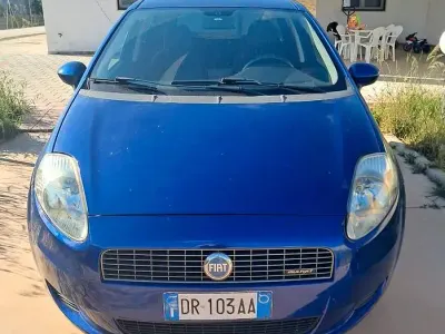 Usata Fiat Grande Punto 75 CV (55 kW) 2008 Blu Utilitaria