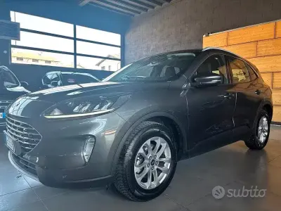 Usata Ford Kuga Titanium 120 CV (88 kW) 2021 Grigio SUV