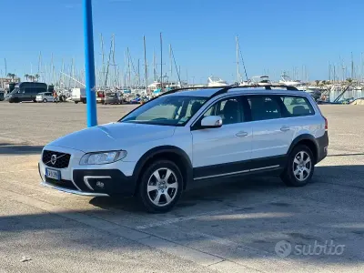 Usata Volvo XC70 205 CV (150 kW) 2014 Bianco Station wagon