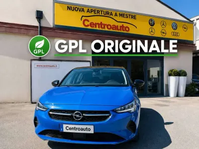 Usata Opel Corsa Design & Tech 75 CV (55 kW) 2023 Blu/azzurro Utilitaria