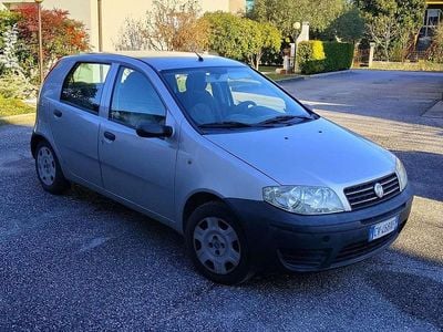 Gebraucht Fiat Punto Dynamic 60 PS (44 kW) 2005 Silber Kleinwagen