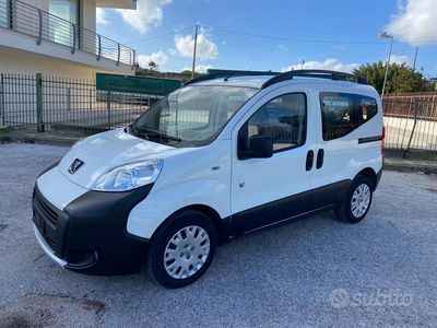 Usata Peugeot Bipper 75 CV (55 kW) 2016 Bianco Monovolume