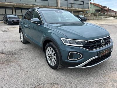 Usata VW T-Roc Edition 149 CV (109 kW) 2023 Grigio SUV