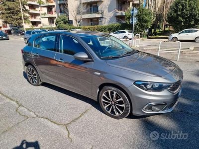 Usata Fiat Tipo Lounge 120 CV (88 kW) 2018 Grigio Berlina