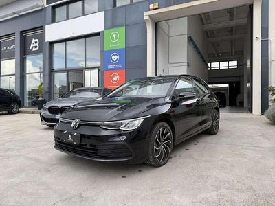 Usata VW Golf VIII Life 110 CV (80 kW) 2022 Nero Berlina