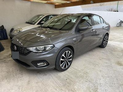 Usata Fiat Tipo Opening Edition 120 CV (88 kW) 2016 Grigio Berlina