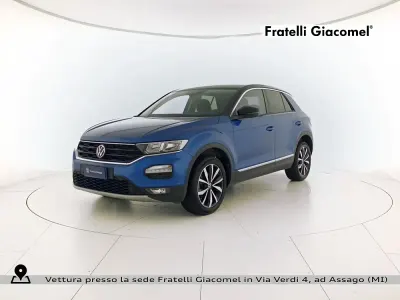 Usata VW T-Roc Business 150 CV (110 kW) 2020 Blu ravenna metallizzato nero SUV