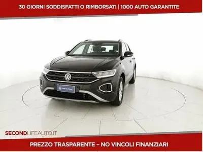 Usata VW T-Roc Life 150 CV (110 kW) 2024 Nero SUV