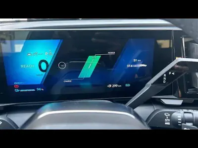 Nuova Renault Mégane IV Komfort 161 kW (220 CV) 2026 Bianco Utilitaria