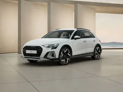 Nuova Audi A3 Comfort 150 CV (110 kW) 2026 Bianco arkona Berlina