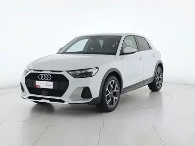 Usata Audi A1 Business 116 CV (85 kW) 2026 Bianco ghiaccio metallizzato SUV