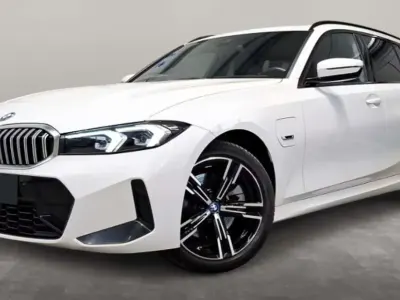 Usata BMW 330 M Sport 292 CV (214 kW) 2023 Bianco Station wagon