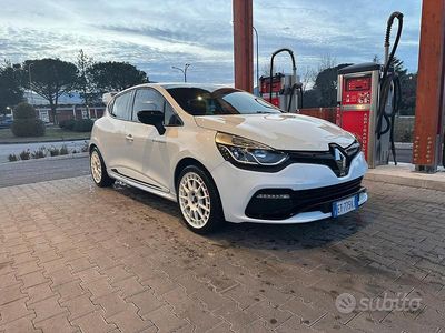Usata Renault Clio IV R.S. 200 CV (147 kW) 2013 Bianco Berlina