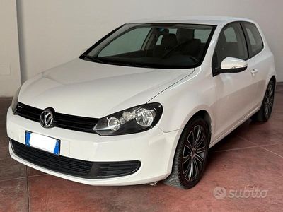 Bianco Usata 2011 VW Golf VI Highline Utilitaria | 6400 € (Ottimo prezzo)