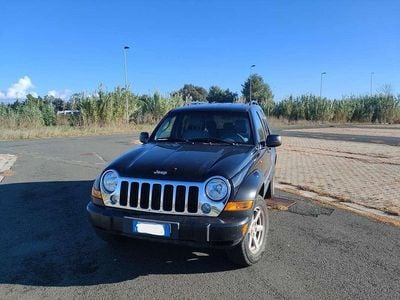 Usata Jeep Cherokee Limited 163 CV (119 kW) 2006 Nero SUV