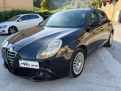 Usata Alfa Romeo Giulietta Distinctive 105 CV (77 kW) 2012 Nero Utilitaria