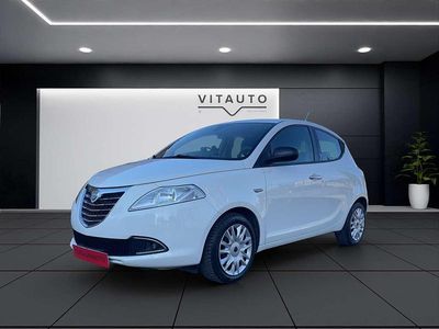Usata Lancia Ypsilon 69 CV (50 kW) 2014 Bianco Utilitaria