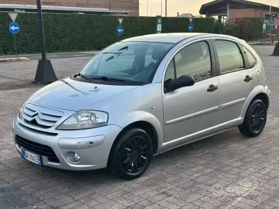 Usata Citroën C3 Exclusive 60 CV (44 kW) 2009 Grigio Berlina
