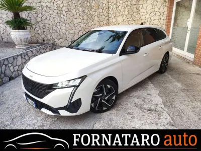 Usata Peugeot 308 SW Allure 131 CV (96 kW) 2022 Other Station wagon