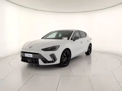 Nuova Cupra Leon 150 CV (110 kW) 2025 Bianco nevada Berlina