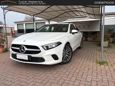Usata Mercedes A180 Business 116 CV (85 kW) 2020 Bianco Berlina